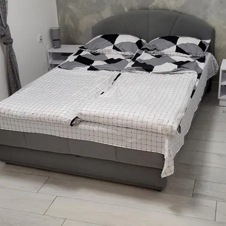 Gabi דירה סובוטיקה